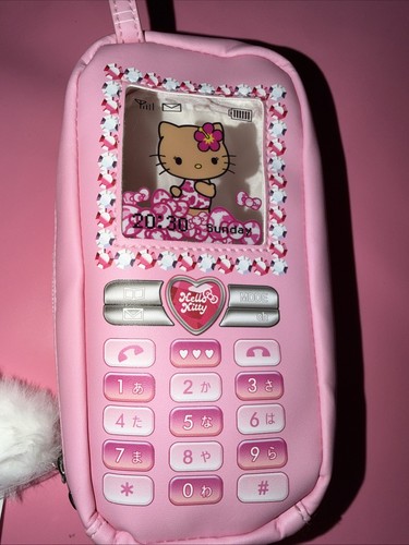 Hello kitty y2k flip phone - y2k,